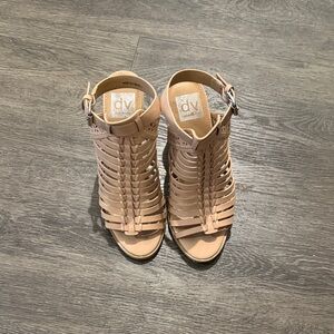 DV by Dolce Vita Women's Beige Strappy Sandals